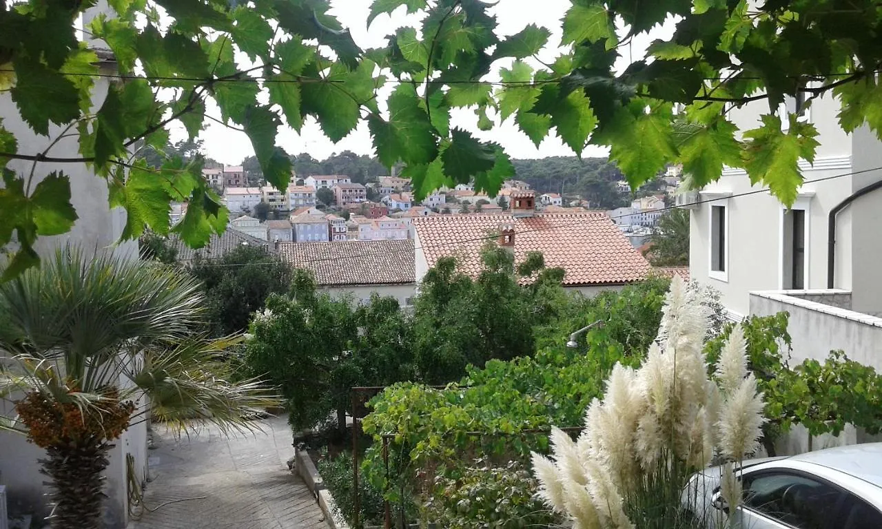 Apartments By The Sea Mali Losinj